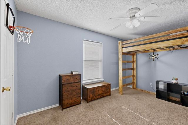 10604 Cobblestone Drive, Benbrook, TX 76126