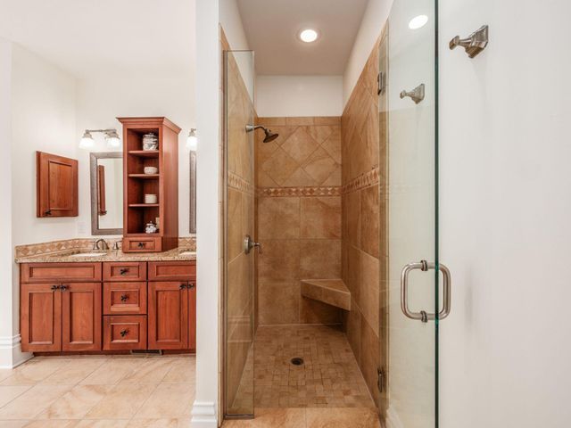 690 City Park Avenue, Columbus, OH 43206