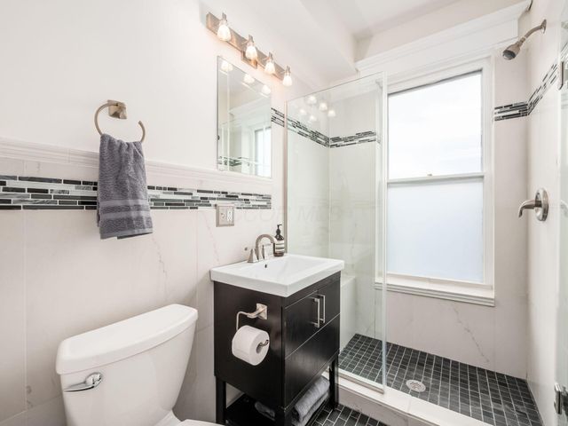 690 City Park Avenue, Columbus, OH 43206