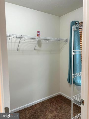 1305 SUMMIT RUN CT, York, PA 17408