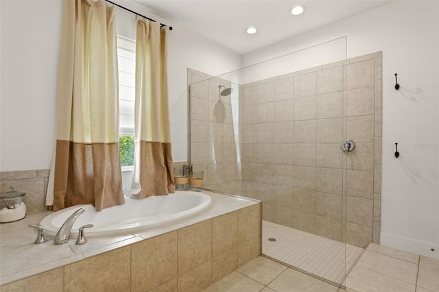 7857 REDONDA LOOP, Lakewood Ranch, FL 34202