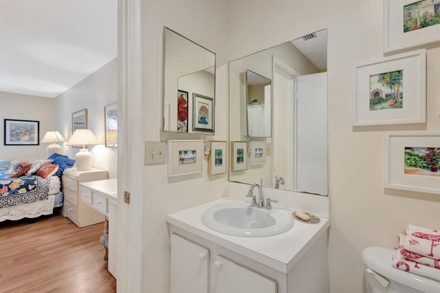 5200 Privet B Place B, Delray Beach, FL 33484