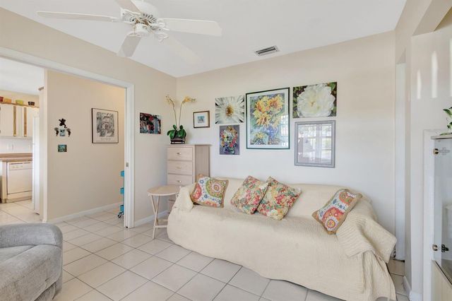 5200 Privet B Place B, Delray Beach, FL 33484