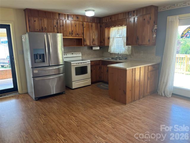 621 Legion Road, Lenoir, NC 28645