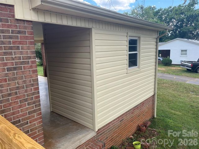 621 Legion Road, Lenoir, NC 28645