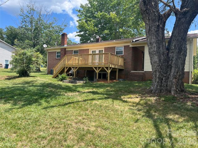 621 Legion Road, Lenoir, NC 28645