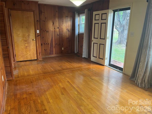 621 Legion Road, Lenoir, NC 28645