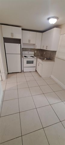 1362 SW 2nd St 7, Miami, FL 33135