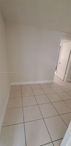 1362 SW 2nd St 7, Miami, FL 33135