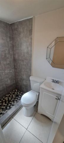 1362 SW 2nd St 7, Miami, FL 33135