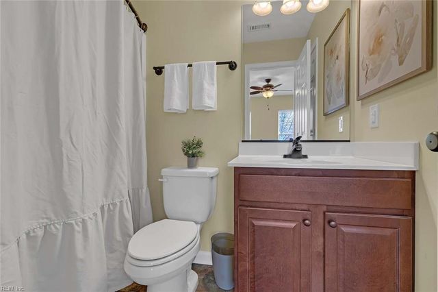 101 Lakeview CV, Smithfield, VA 23430