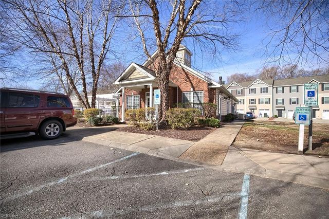 101 Lakeview CV, Smithfield, VA 23430