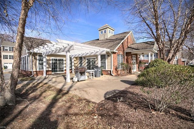 101 Lakeview CV, Smithfield, VA 23430