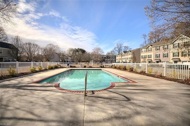 101 Lakeview CV, Smithfield, VA 23430