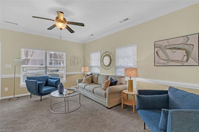 101 Lakeview CV, Smithfield, VA 23430