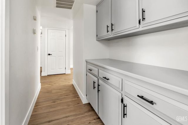 2731 Dracena Street, Bakersfield, CA 93304