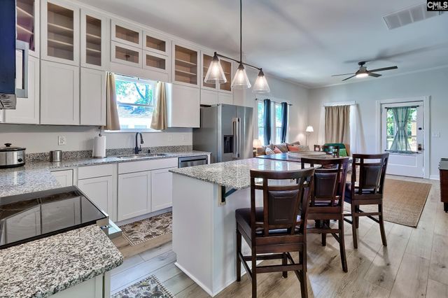 720 Lexington Avenue, Cayce, SC 29033