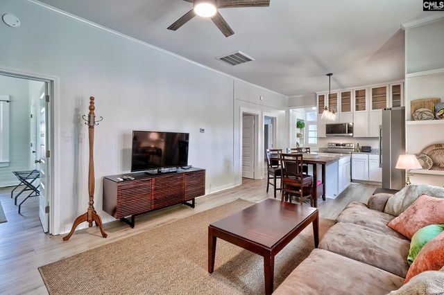 720 Lexington Avenue, Cayce, SC 29033