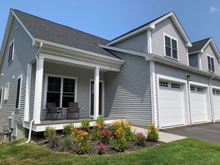25 Salisbury Hill Blvd. 57, Worcester, MA 01609