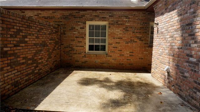 3763 Ashford Dunwoody NE Road 6, Brookhaven, GA 30319