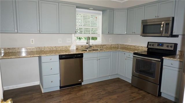 3763 Ashford Dunwoody NE Road 6, Brookhaven, GA 30319