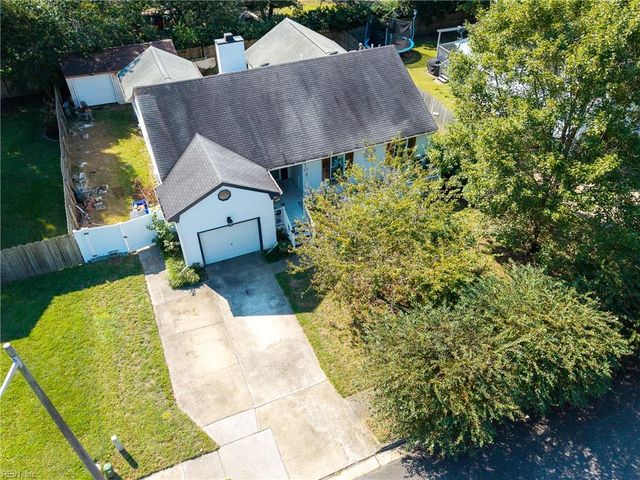 9 Baywood LN, Portsmouth, VA 23701