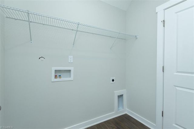 559 Pinnix Road, Burlington, NC 27217