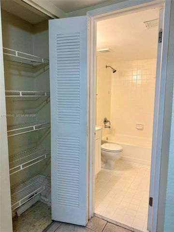 9945 Nob Hill Ct 9945, Sunrise, FL 33351