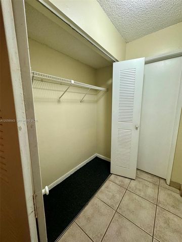 9945 Nob Hill Ct 9945, Sunrise, FL 33351