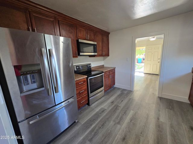 1722 W HADLEY Street, Phoenix, AZ 85007