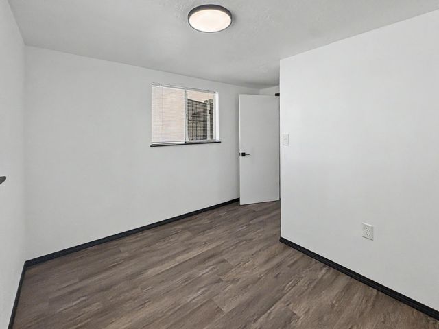 2800 Duranes Road NW, Albuquerque, NM 87104