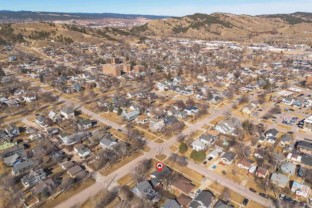 1204 9 ST, Rapid City, SD 57701