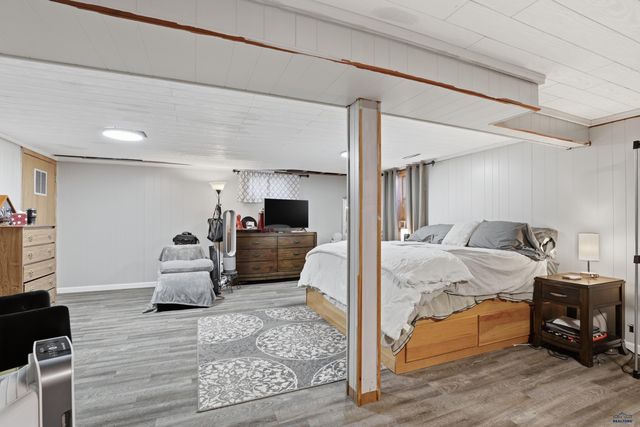 1204 9 ST, Rapid City, SD 57701