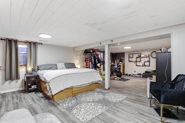 1204 9 ST, Rapid City, SD 57701