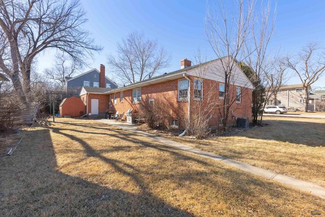 1204 9 ST, Rapid City, SD 57701