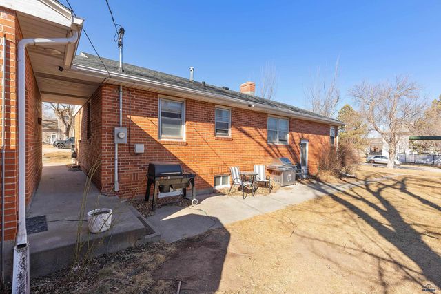 1204 9 ST, Rapid City, SD 57701