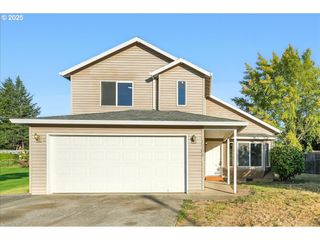 1704 FIR Ct, Forest Grove, OR 97116