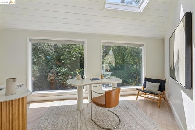 6141 Aspinwall RD, Oakland, CA 94611
