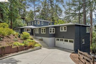 6141 Aspinwall RD, Oakland, CA 94611