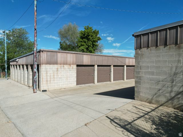 2087 N MAIN ST, Clearfield, UT 84015