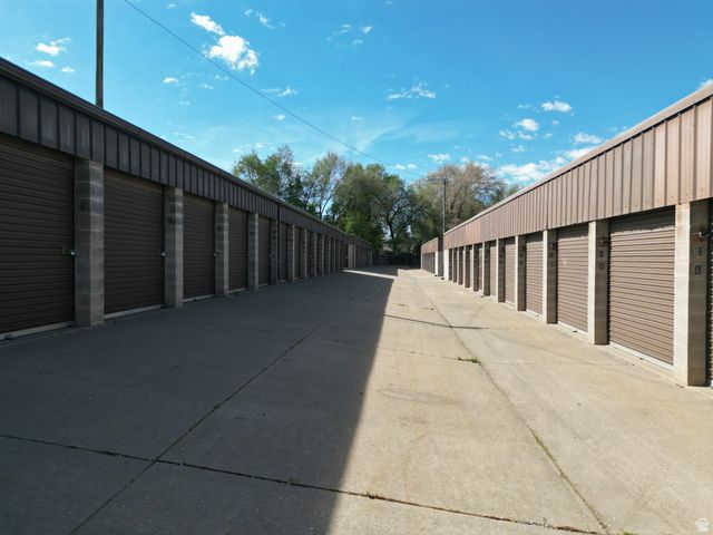 2087 N MAIN ST, Clearfield, UT 84015