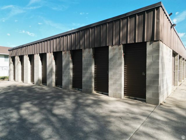 2087 N MAIN ST, Clearfield, UT 84015