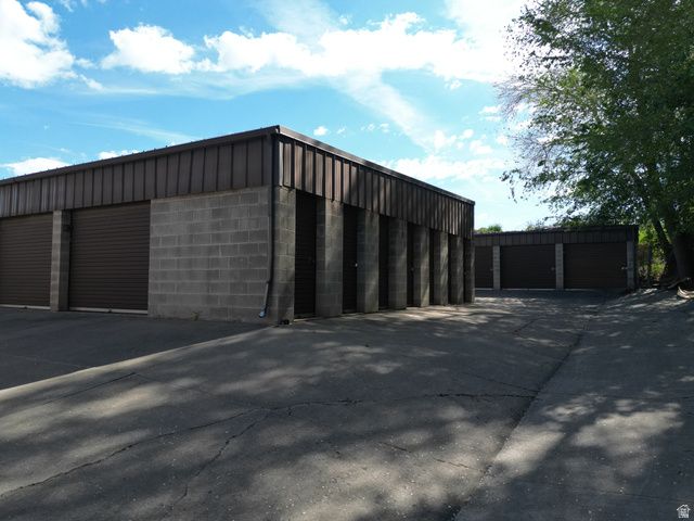 2087 N MAIN ST, Clearfield, UT 84015