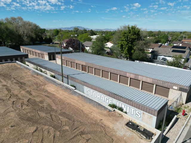 2087 N MAIN ST, Clearfield, UT 84015