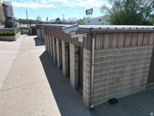 2087 N MAIN ST, Clearfield, UT 84015