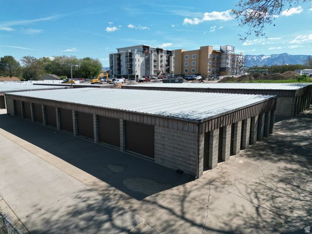 2087 N MAIN ST, Clearfield, UT 84015