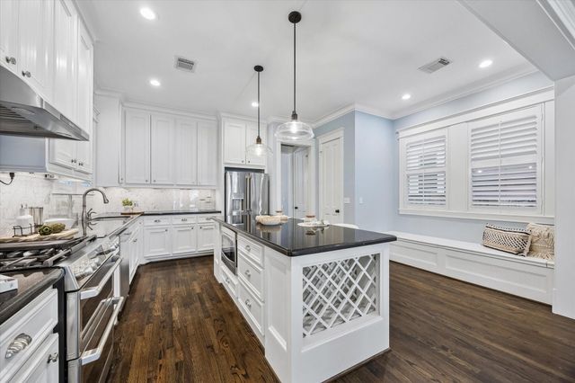 634 W 17th Street, Houston, TX 77008