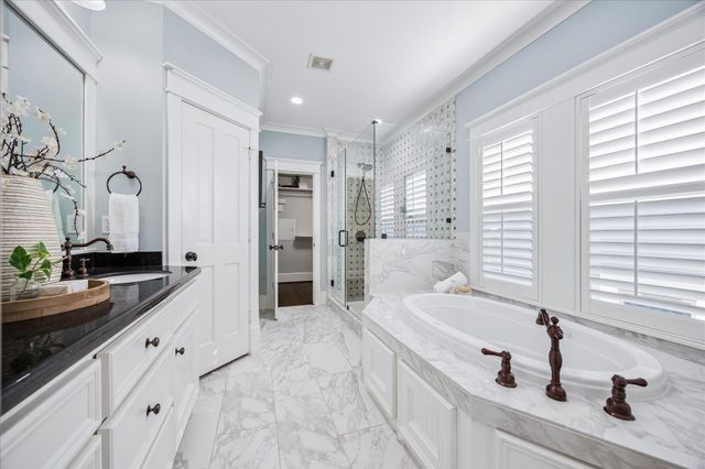 634 W 17th Street, Houston, TX 77008