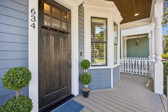 634 W 17th Street, Houston, TX 77008