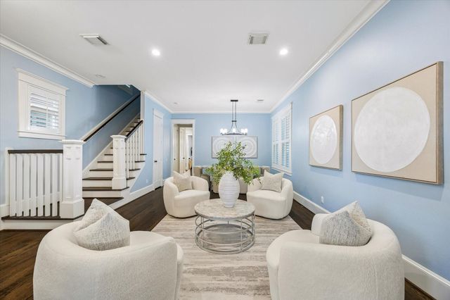 634 W 17th Street, Houston, TX 77008